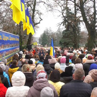 Тут надія тримається за кожне ім’я: у Прилуках відкрили Алею Надії
