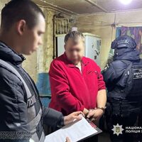 Збував наркотики: у Прилуках затримали підозрюваного