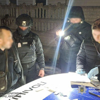 Продавав метадон, димедрол та соннат: у Прилуках затримали наркоторговця