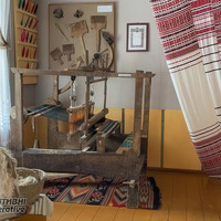 Жінок, які вміють працювати на домашньому ткацькому верстаті, залишилися одиниці