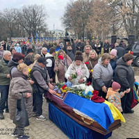 У Прилуках попрощалися із загиблим військовим ЗСУ Олександром Явственним