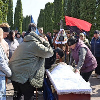 У громаді на Прилуччині провели в останню путь загиблого військового ЗСУ Володимира Савченка