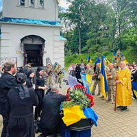 У Прилуках попрощалися із загиблим 31-річним військовим ЗСУ Андрієм Бабенком