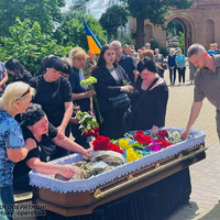 У Прилуках провели в останню путь загиблого військового ЗСУ Костянтина Однолька
