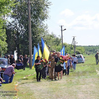У громаді на Прилуччині попрощалися із загиблим військовим ЗСУ Олександром Смовським