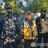 Протидія незаконному обігу наркотиків триває: у Прилуках поліцейські затримали чергового наркоторговця