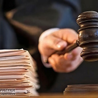 Вкрали гроші і 3 пляшки рому з магазину та намагалися винести 10 посилок з «Нової пошти»